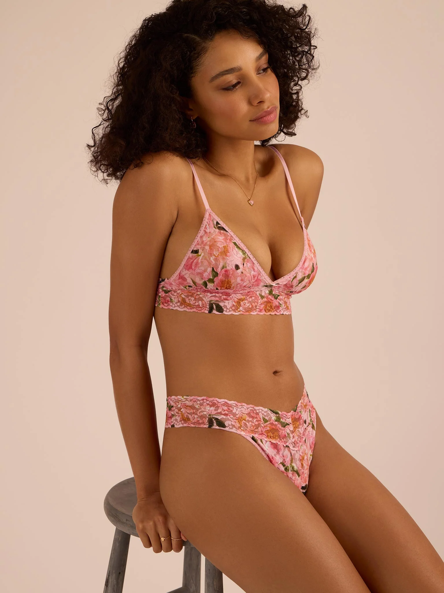 Printed Signature Lace® Original Rise Thong Dancing Petals Pink - Image 2